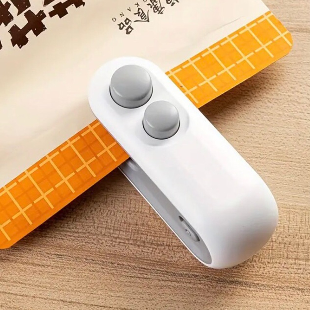 2-in-1 Manual Snack Bag Sealer & Cutter